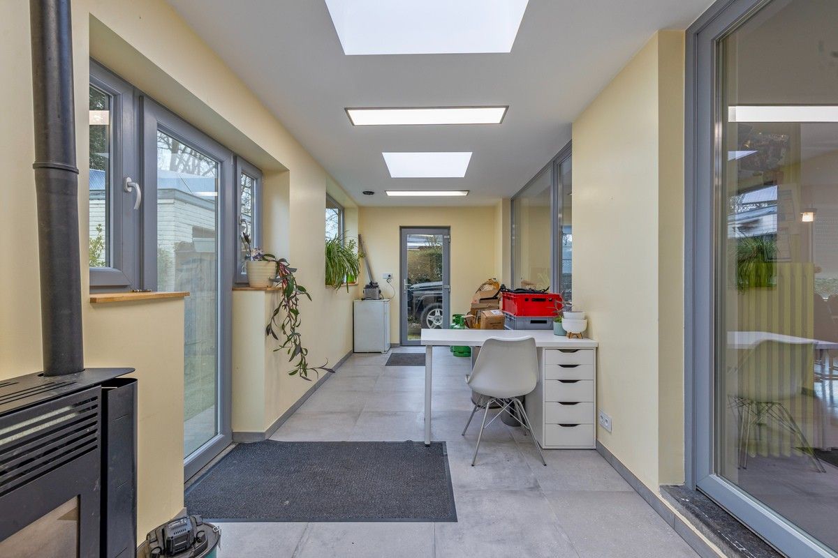 MAGAZIJN/APPARTEMENT/BURELEN en WONING te ASSEBROEK foto 21