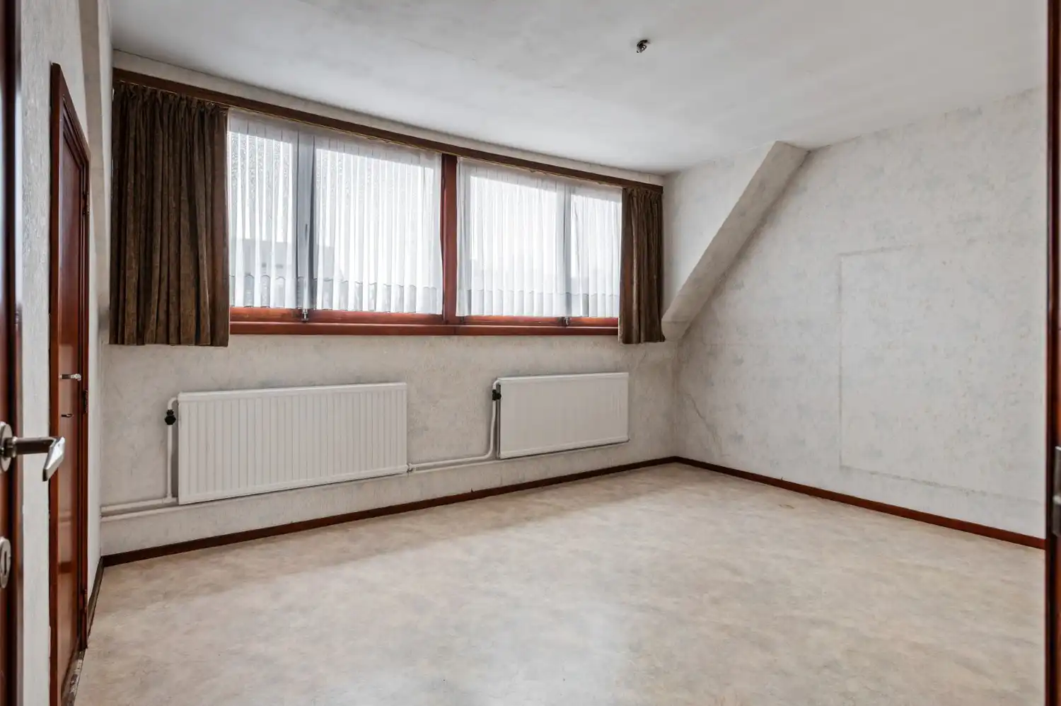 WONING MET 2 SLK EN TUIN! foto 10