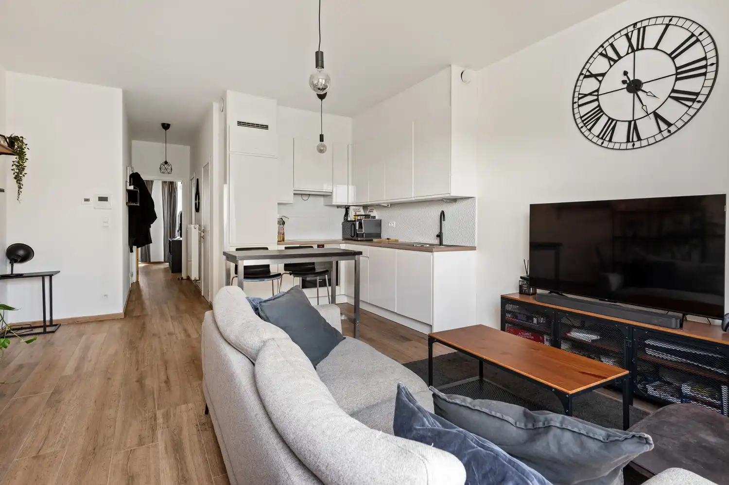 1 slaapkamer appartement met terras in Deurne! foto 7