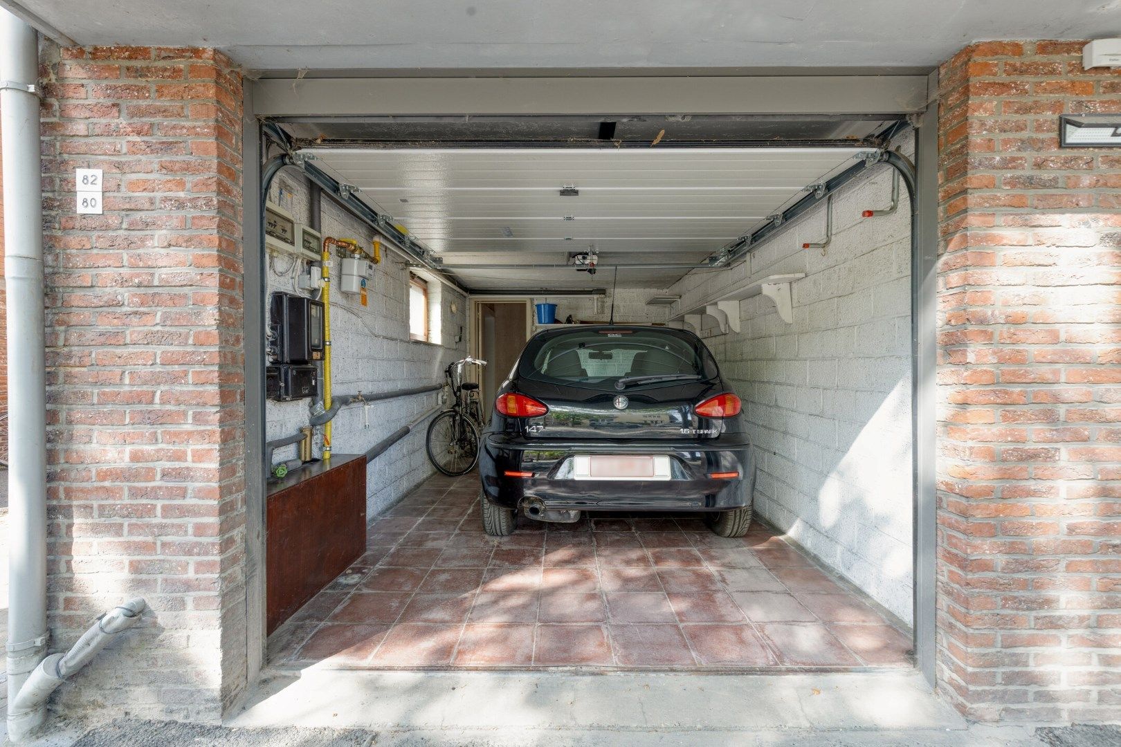 Ruime woning met 3 slaapkamers en garage! foto 15