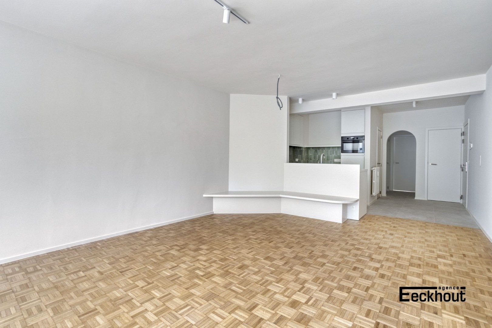 Ruim appartement in centrum Oostende met mooi open zicht op het Leopoldpark! foto 3