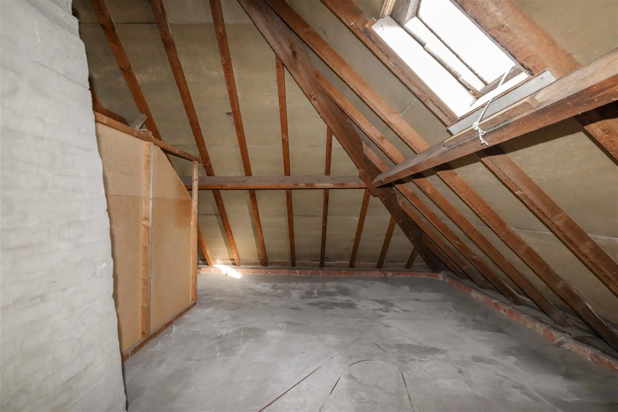 Halfopen woning op topligging te Dentergem foto 24