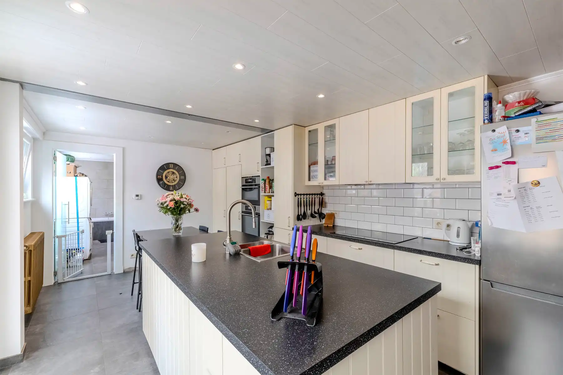 Woning met o.a. 3 slaapkamers in een doodlopende straat foto 9