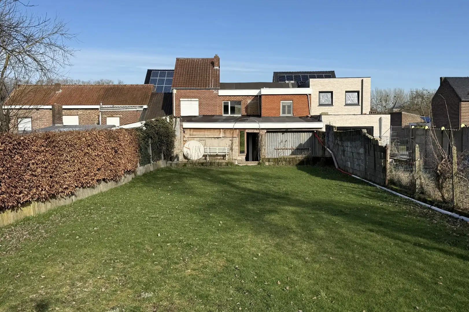 2 Woningen met diepe tuin, rustig gelegen op 2km van de Grote Markt van Tongeren foto 2