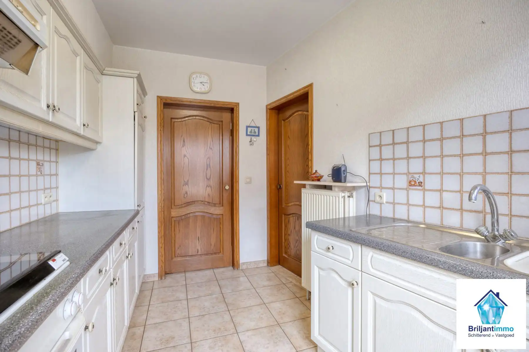 Gelijkvloers wonen met 3 slp, inpandige garage & toffe tuin foto 11