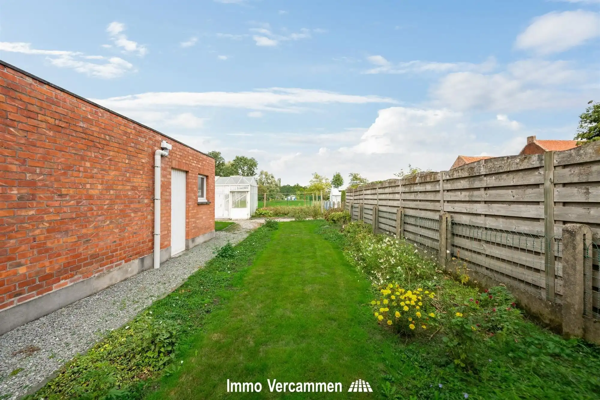 Goed onderhouden, halfopen bebouwing te Sint-Katelijne-Waver foto 17