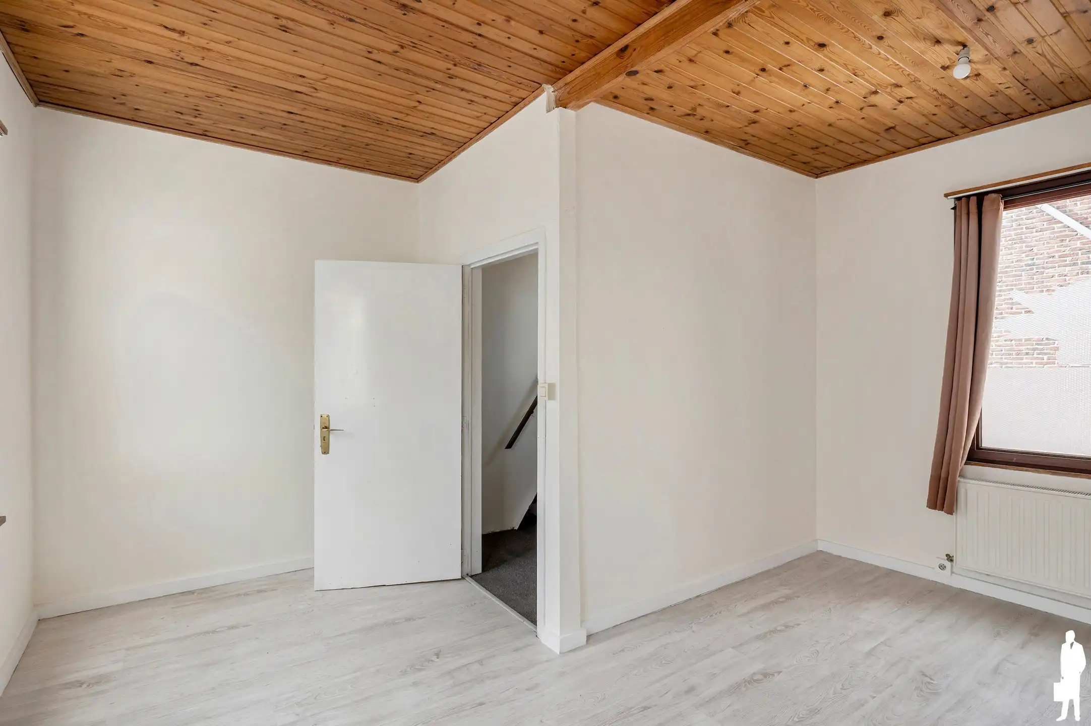 Charmante renovatiewoning met 2 ruime slaapkamers op een topligging in het centrum van Mechelen. foto 9