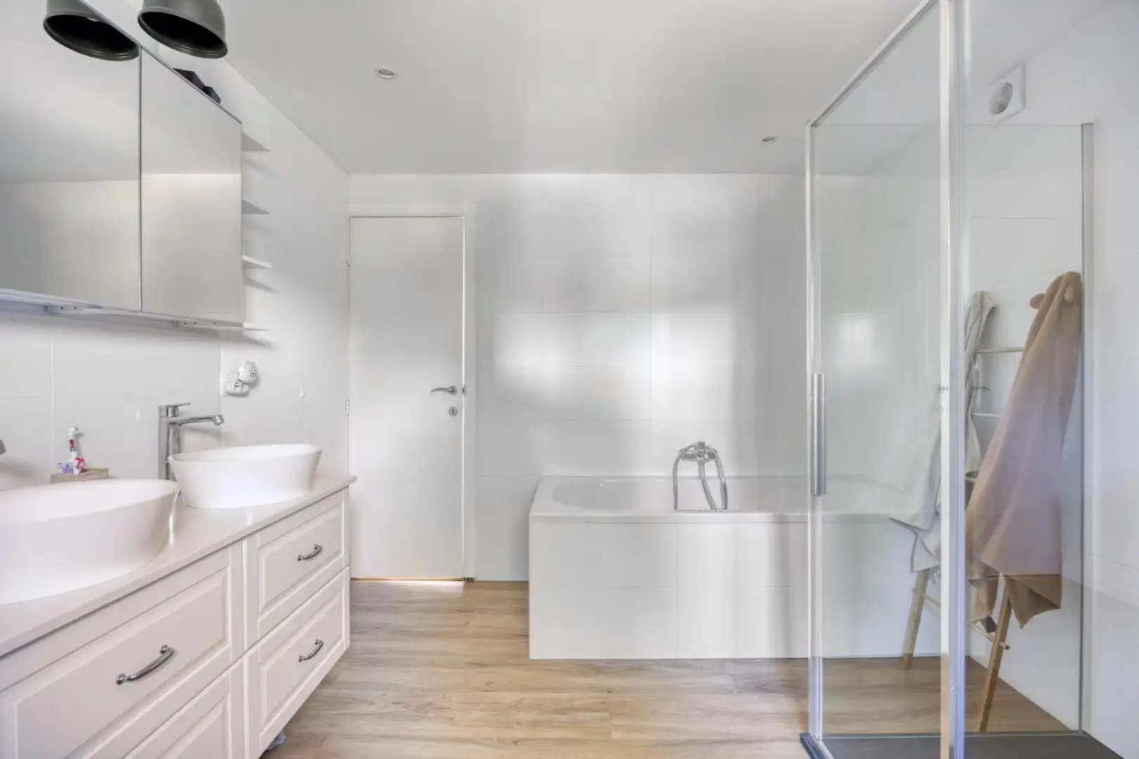 Gerenoveerde woning 3/4 kamers + garage 1652 ALSEMBERG (BEERSEL) foto 15