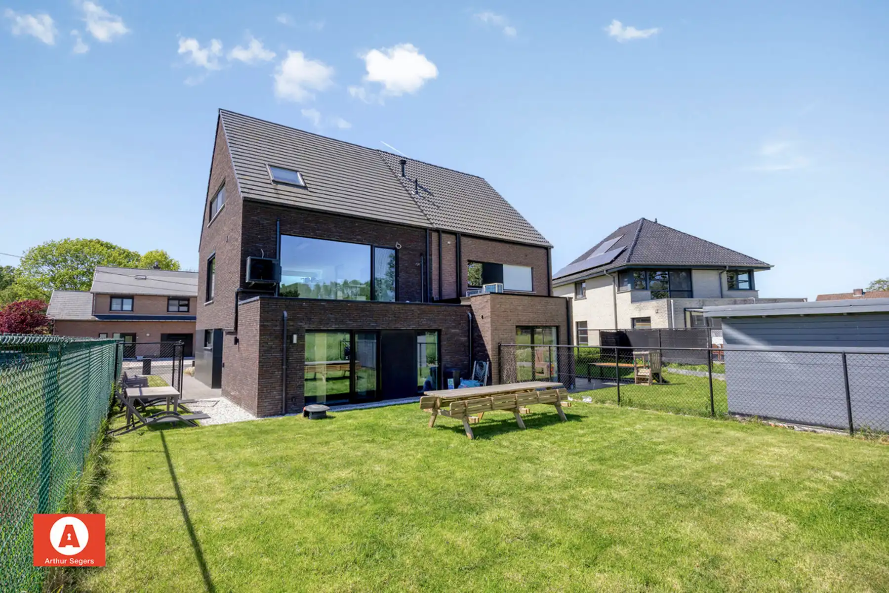 Moderne & energiezuinige woning op toplocatie in Londerzeel foto 29