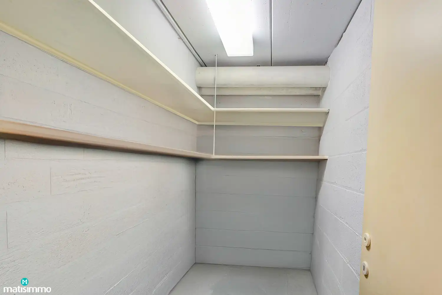 GOED ONDERHOUDEN APPARTEMENT MET BALKON, GARAGE EN KELDERBERGING TE BILZEN foto 18