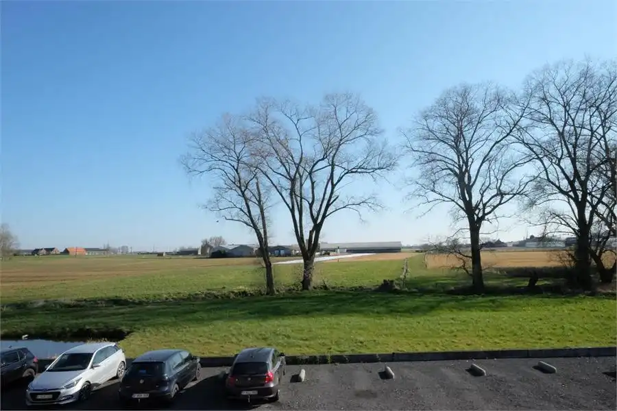 Ruim en landelijk gelegen duplex-appartement met 3 slaapkamers en overdekt terras foto 16