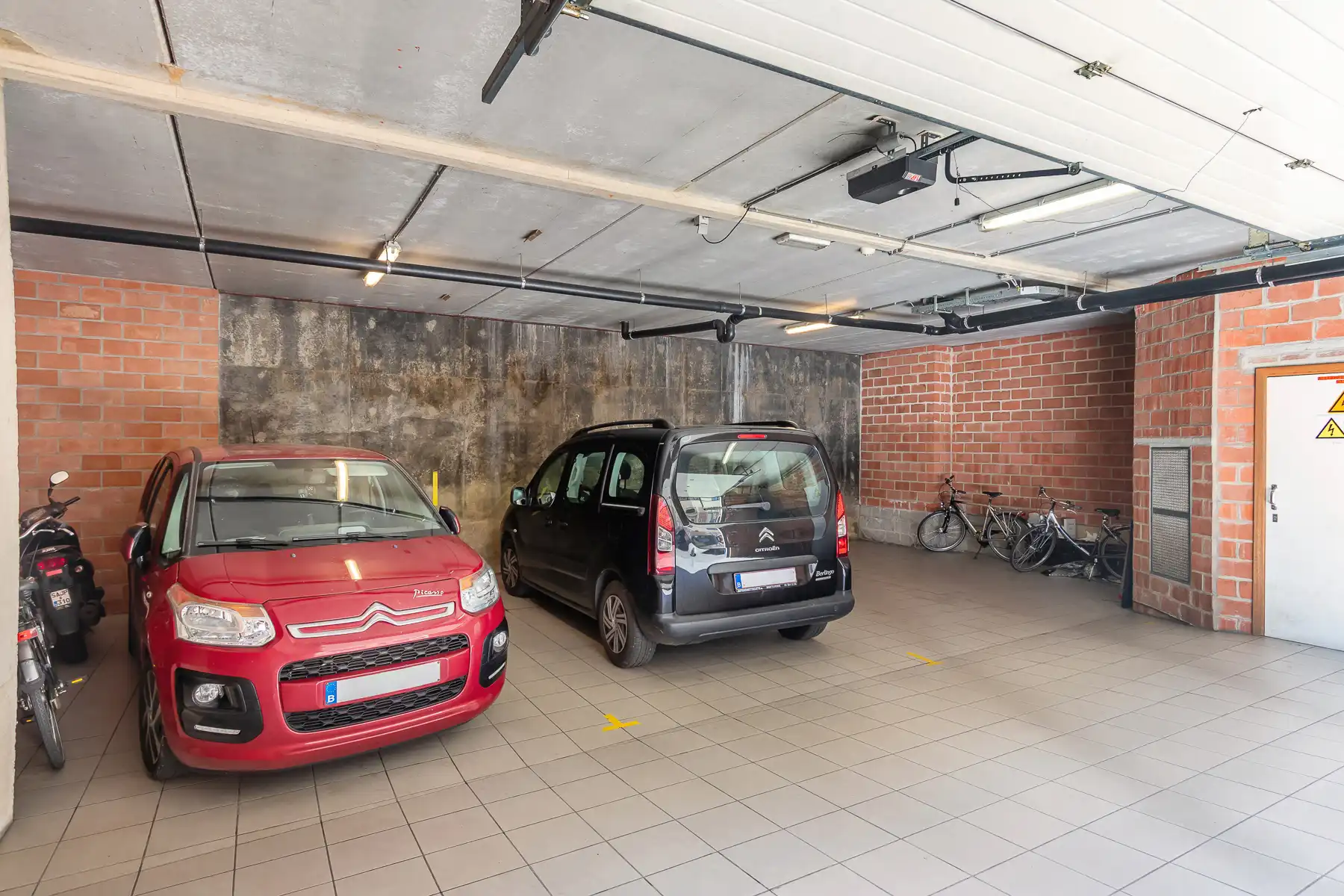 Energiezuinig appartement met 2 slaapkmers & autostaanplaats foto 22