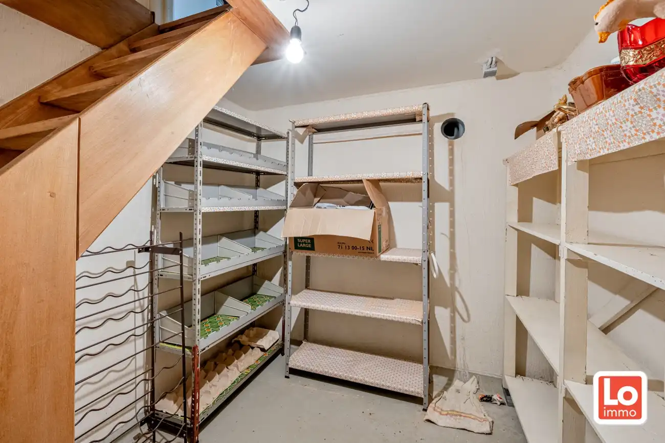 Instap klare open woning met inpandige garage en zonnige tuin op een toplocatie nabij het centrum van Lochristi! foto 16