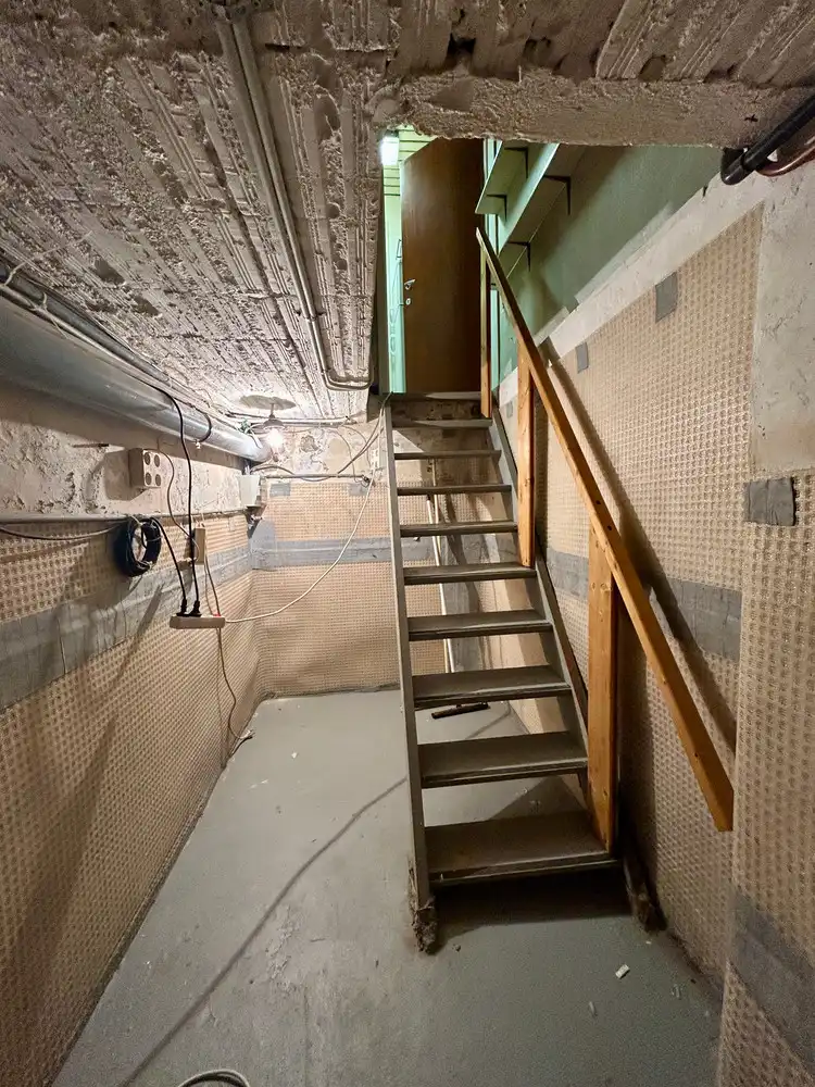 Instapklaar hoekpand met 2 slaapkamers,  zonder tuin foto 11