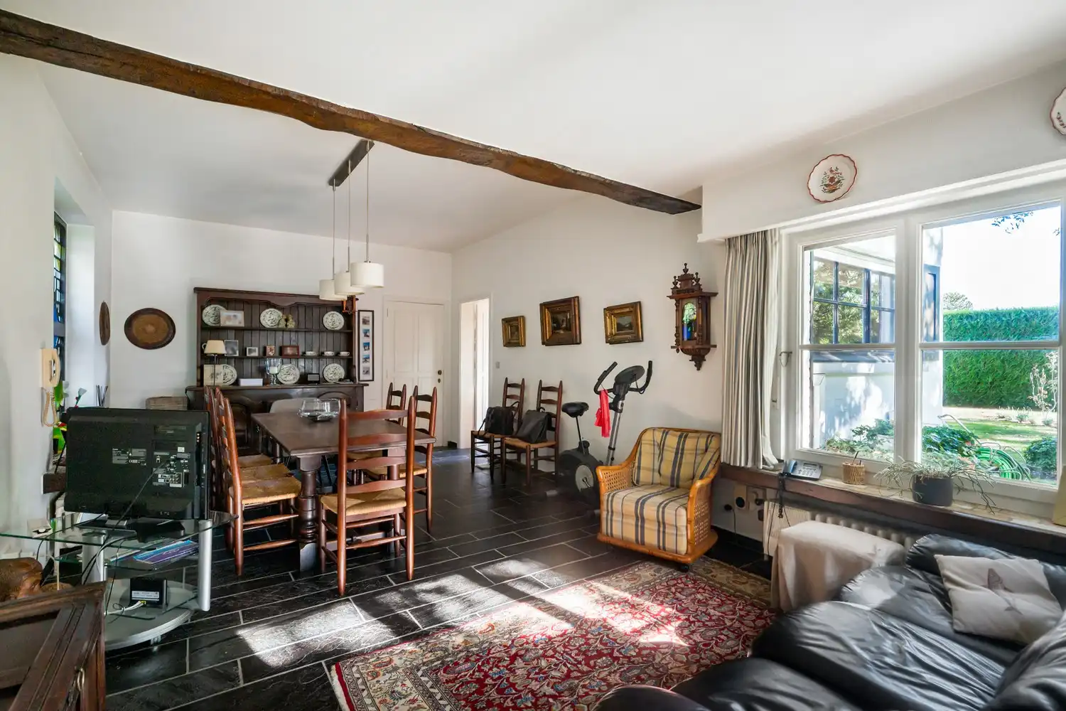 Ruime villa met 5 slpkrs, zwembad en handelsruimte op perceel van 3383m² te Berlaar foto 11