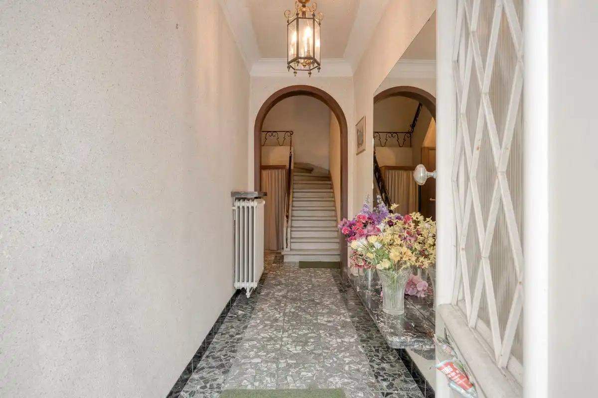 Opbrengsteigendom met 3 wooneenheden in hartje Strombeek foto 3