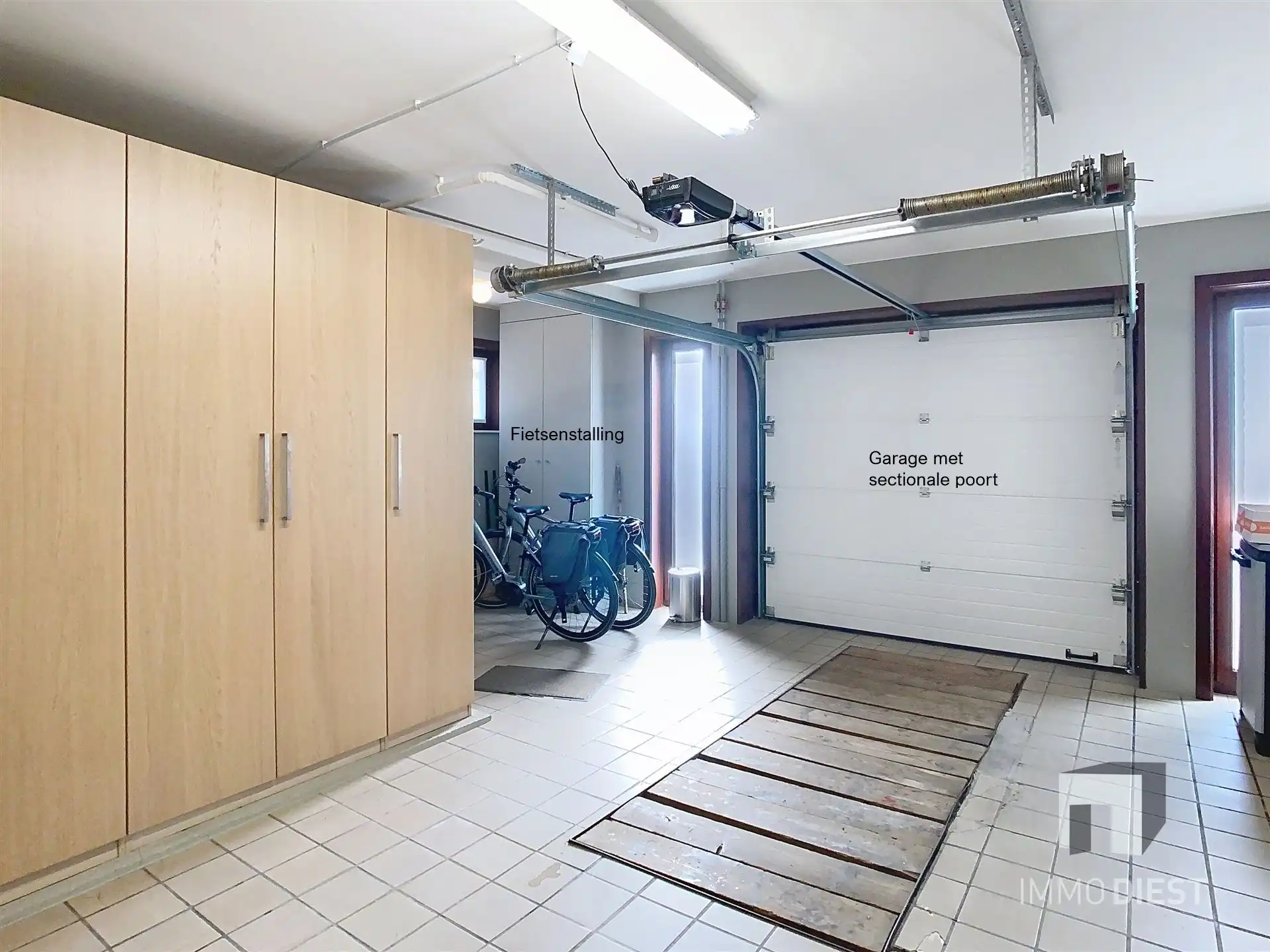 Piekfijn onderhouden woning met 4 slpks | EPC C | op 10a50ca foto 28