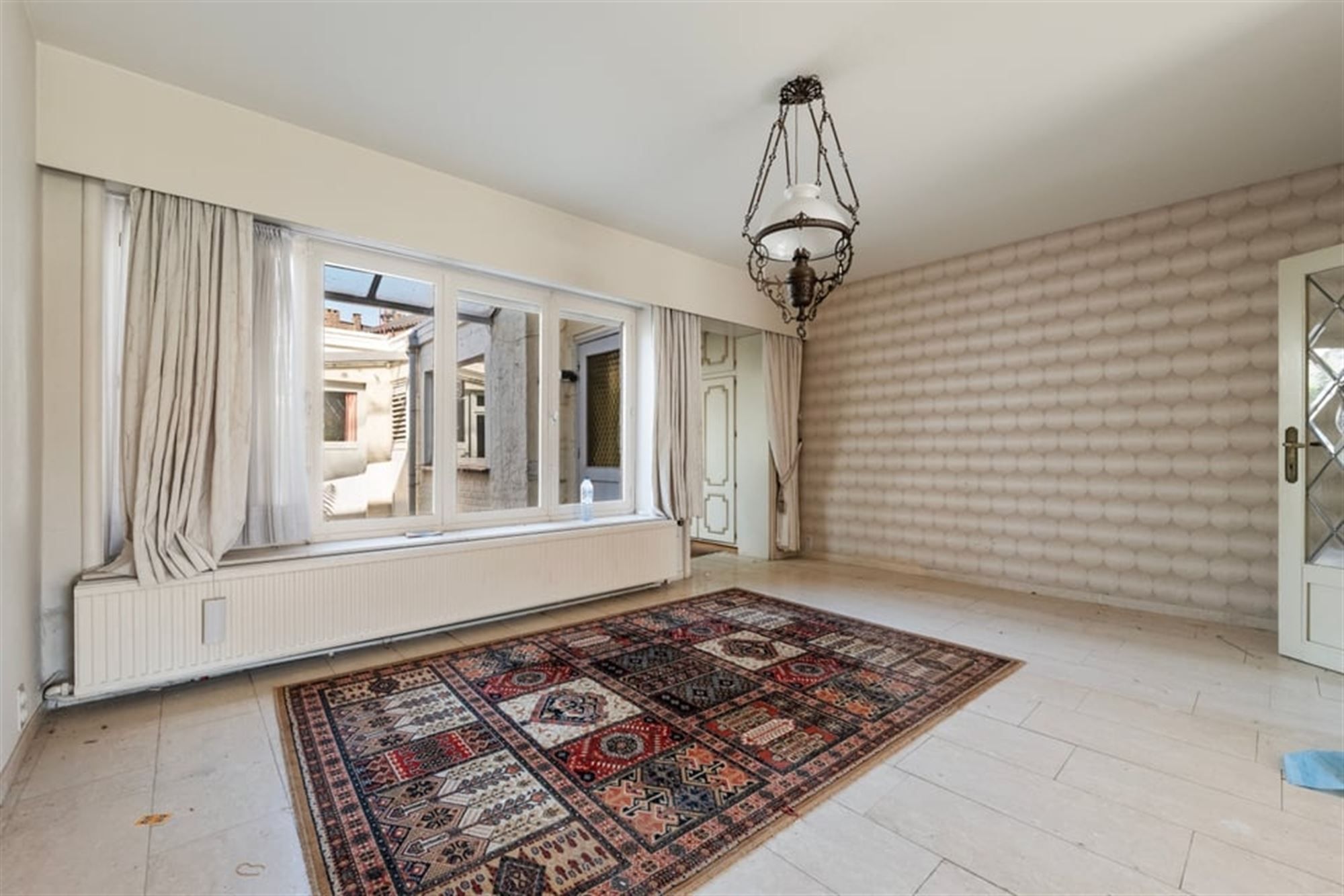 OP TE FRISSEN STADSWONING MET VEEL POTENTIEEL IN SINT-TRUIDEN  foto 8