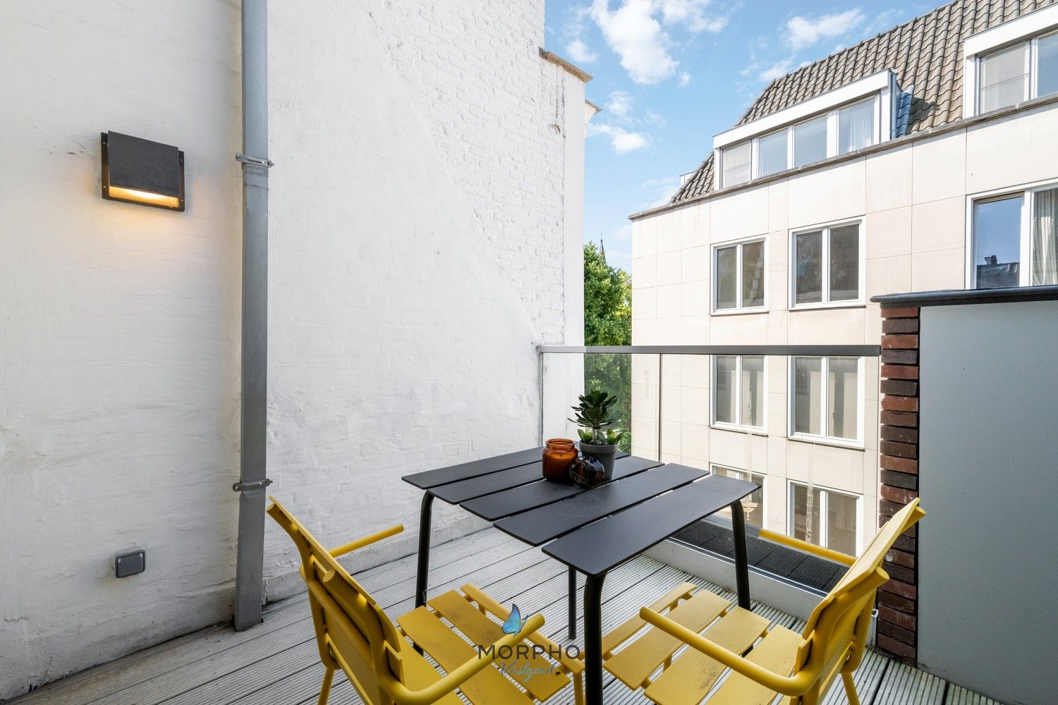 High-end triplexappartement in hartje Brugge – Licht, luxe en leefcomfort in residentie Augustijnenhof foto 14