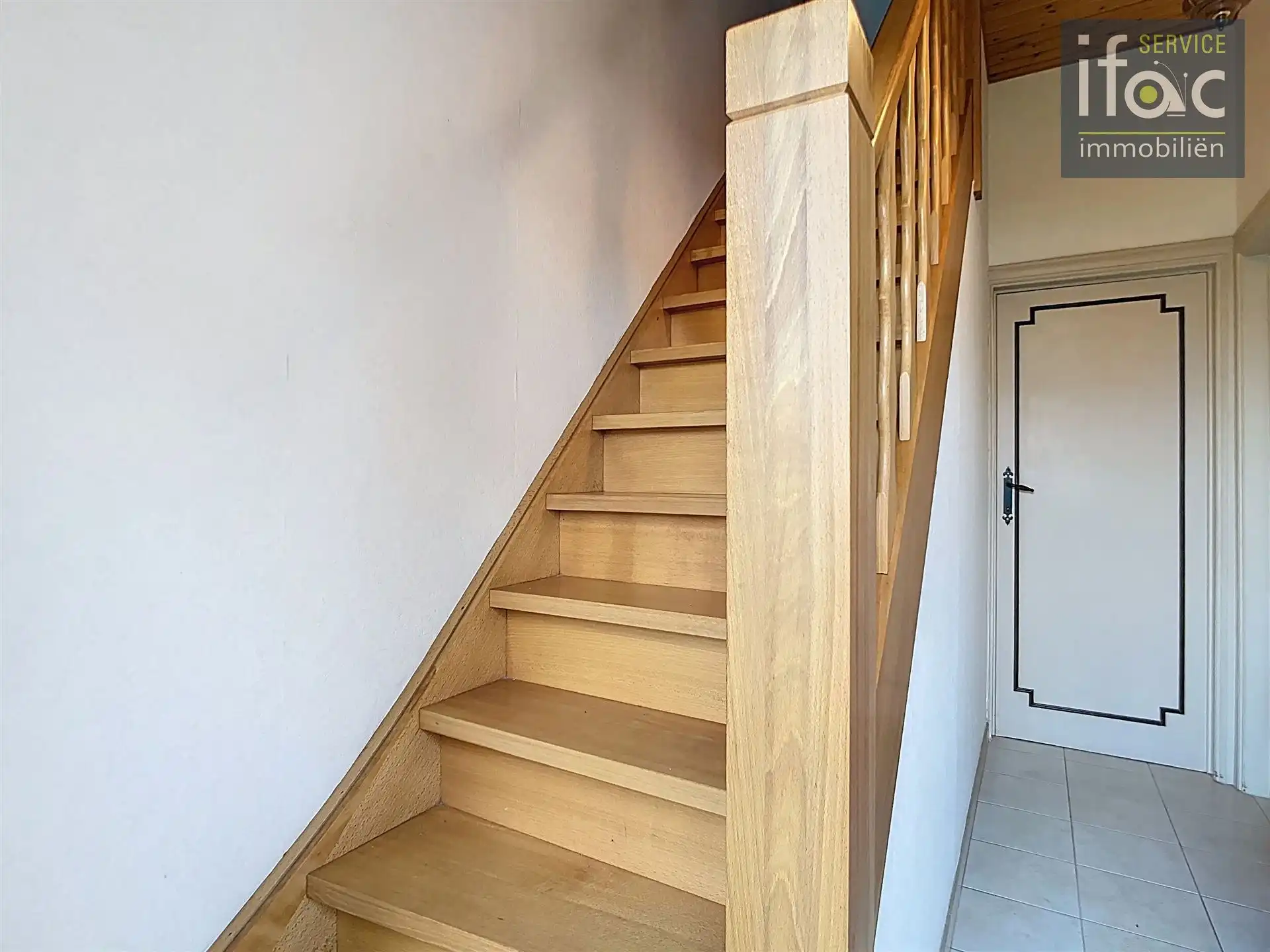 Woning met 3 slaapkamers en ruime tuin foto 8