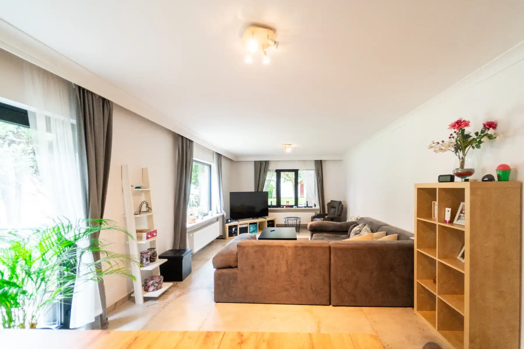Rustig gelegen bungalow foto 3