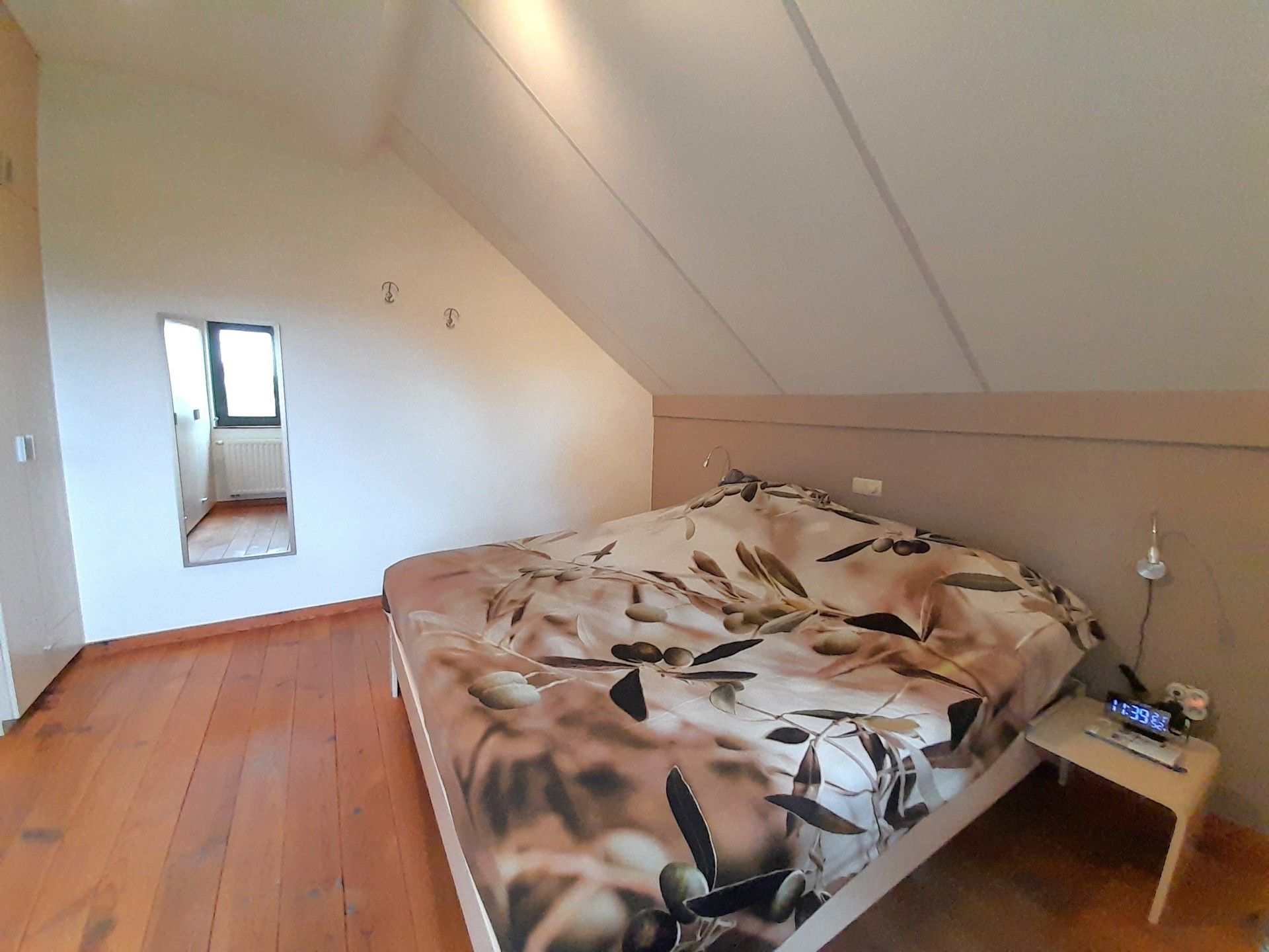 Energiezuinige goed afgewerkte woning op rustige locatie foto 17