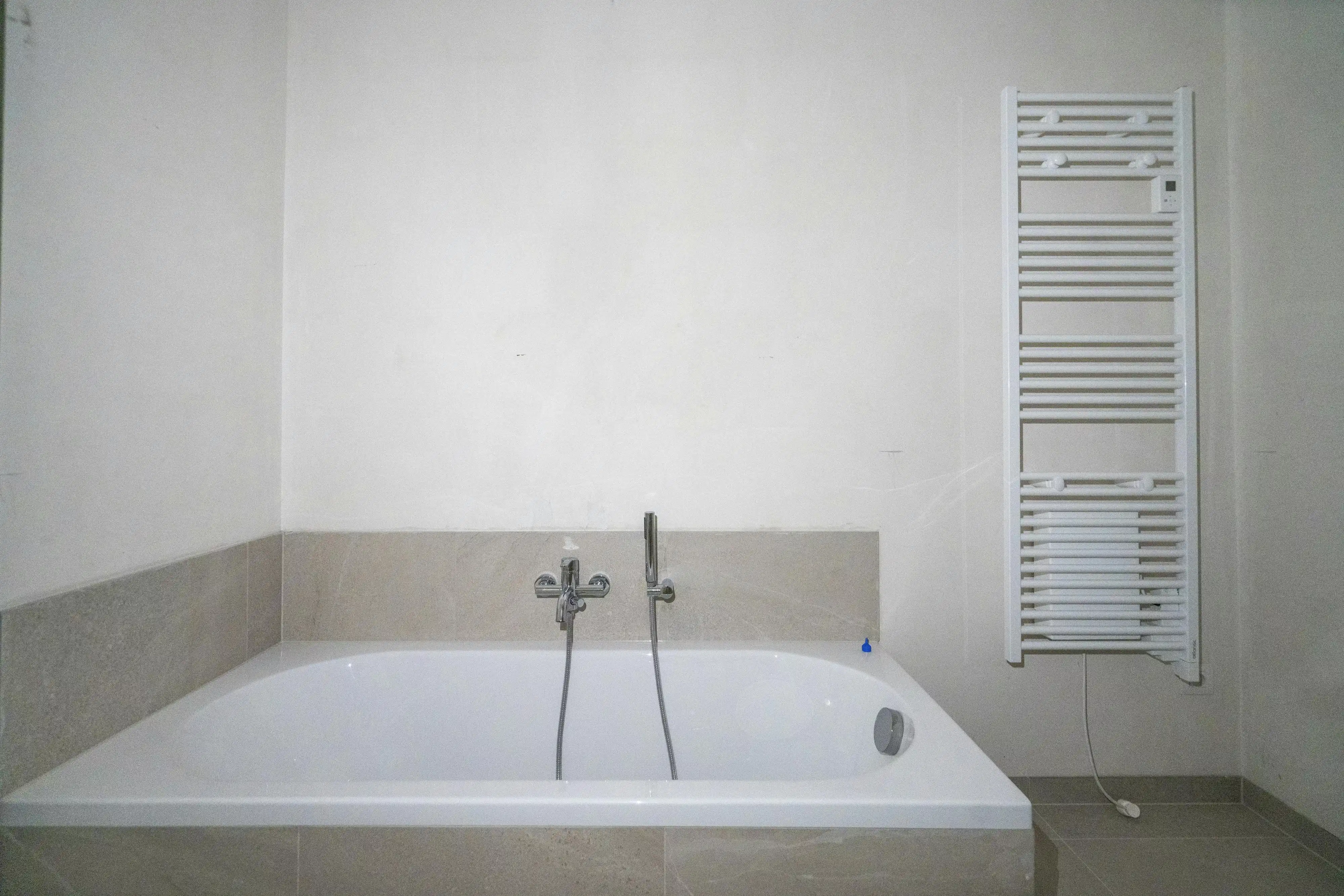 Nieuwbouwwoning met 4 slaapkamers te koop centrum Kortrijk foto 16