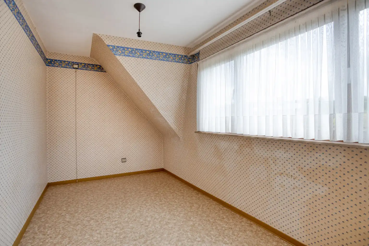 VRIJSTAANDE WONING MET TUIN IN KORTENAKEN foto 24