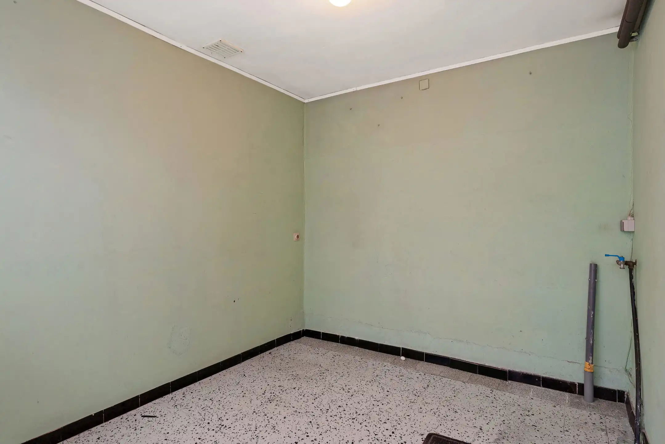 Gezinswoning met potentieel op 4a19ca te Valmeer foto 12