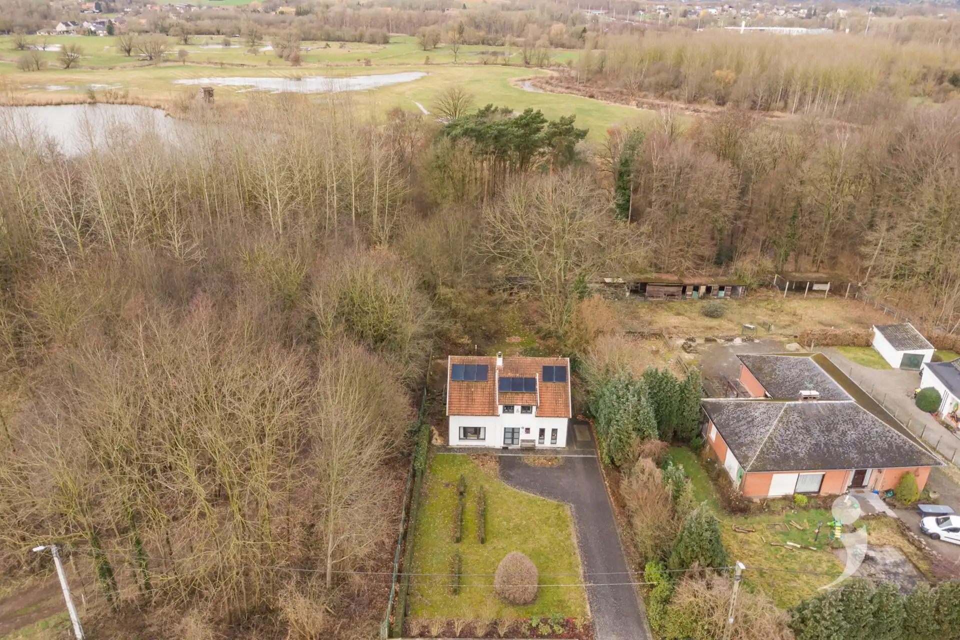 Hoofdfoto van de publicatie: Kwalitatief wonen aan de rand van het bos!