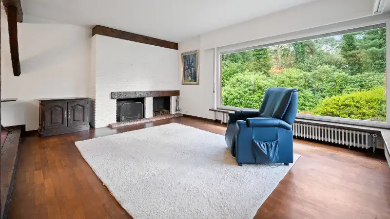 Karaktervolle villa van 325m² met 5 slaapkamers op 24 are foto 5