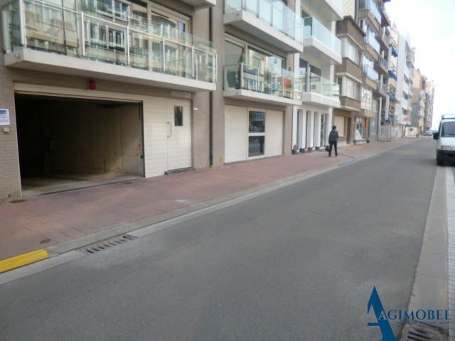 ()=>{if(producerUpdateValueVersion(node),producerAccessed(node),node.value===ERRORED)throw node.error;return node.value} Paul Parmentierlaan 251 - 8300 Knokke-Heist