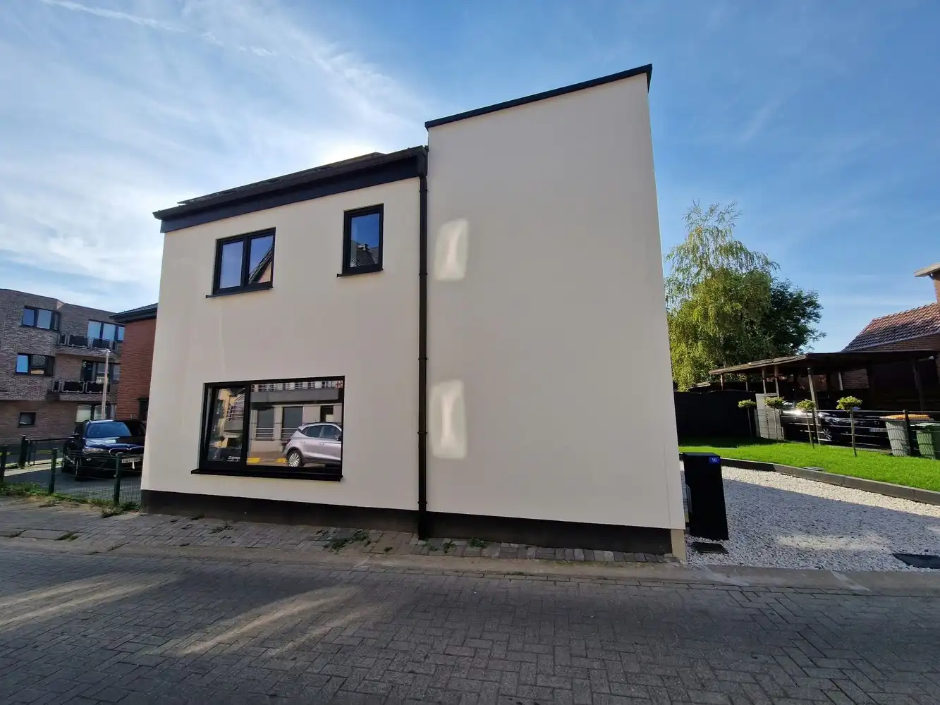 Volledig gerenoveerde woning met 3 slaapkamers te huur in het centrum van Lanaken foto 19