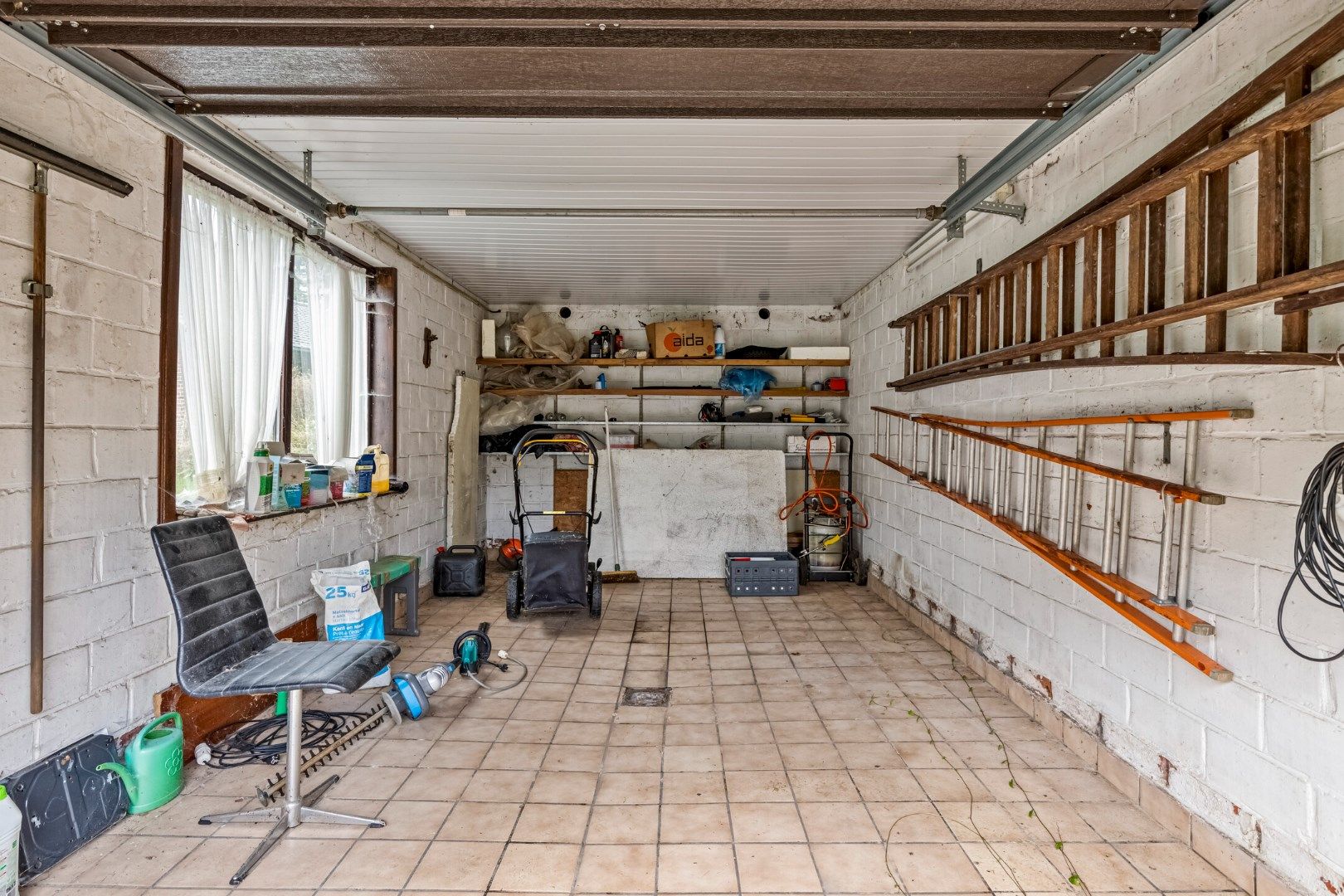 Op zoek naar een charmante bungalow met veel potentieel in Buizingen? Welkom Home! foto 19