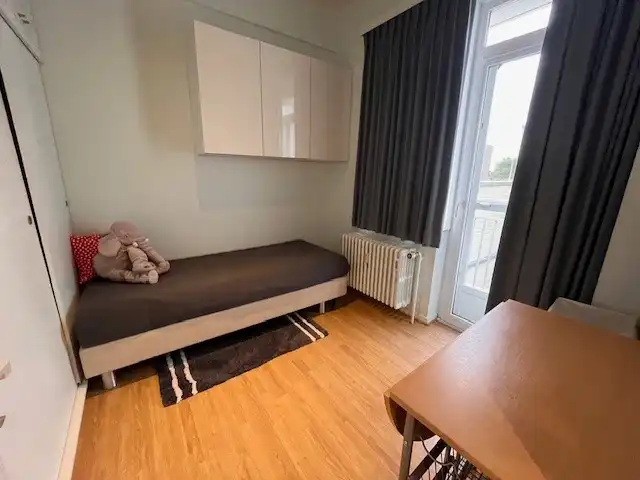 Topper! Drieslaapkamerappartement met ruim frontaal zeezicht gelegen op het rustige gedeelte van de zeedijk van Middelkerke foto 13