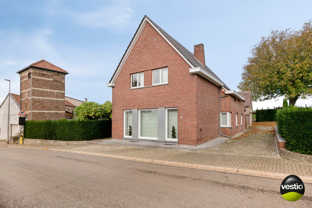VRIJSTAANDE RUIME WONING OP 7A40CA MET 4 SLK EN POLYVALENTE RUIMTE. foto 35