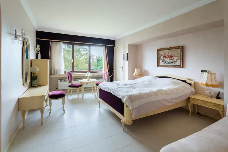 Stijlvolle villa op toplocatie, een zee van ruimte, privacy! foto 21