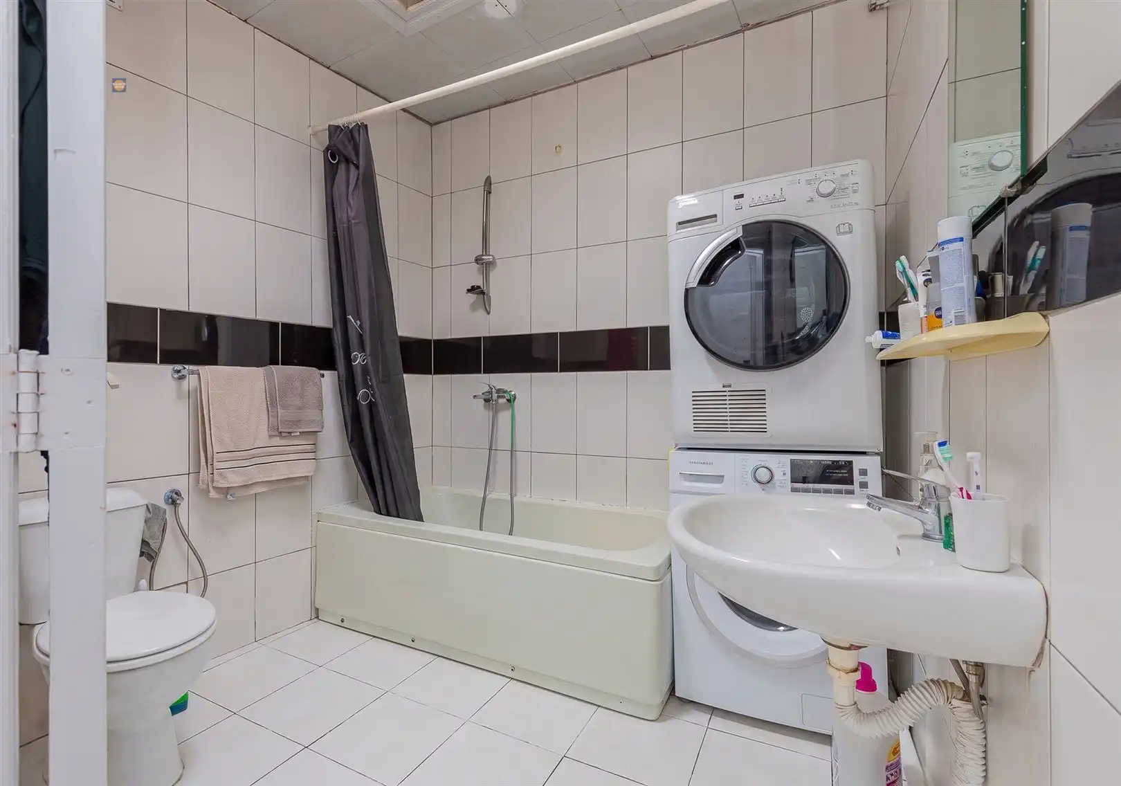 Charmante woning met 3 slaapkamers en ruime zuidgerichte tuin in Willebroek foto 11