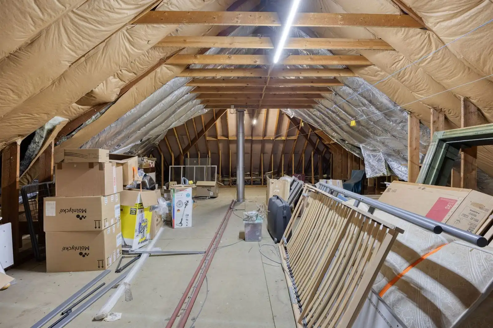Gemend gebouw : woning, loft/kantoor  en loods met bureau te koop foto 14
