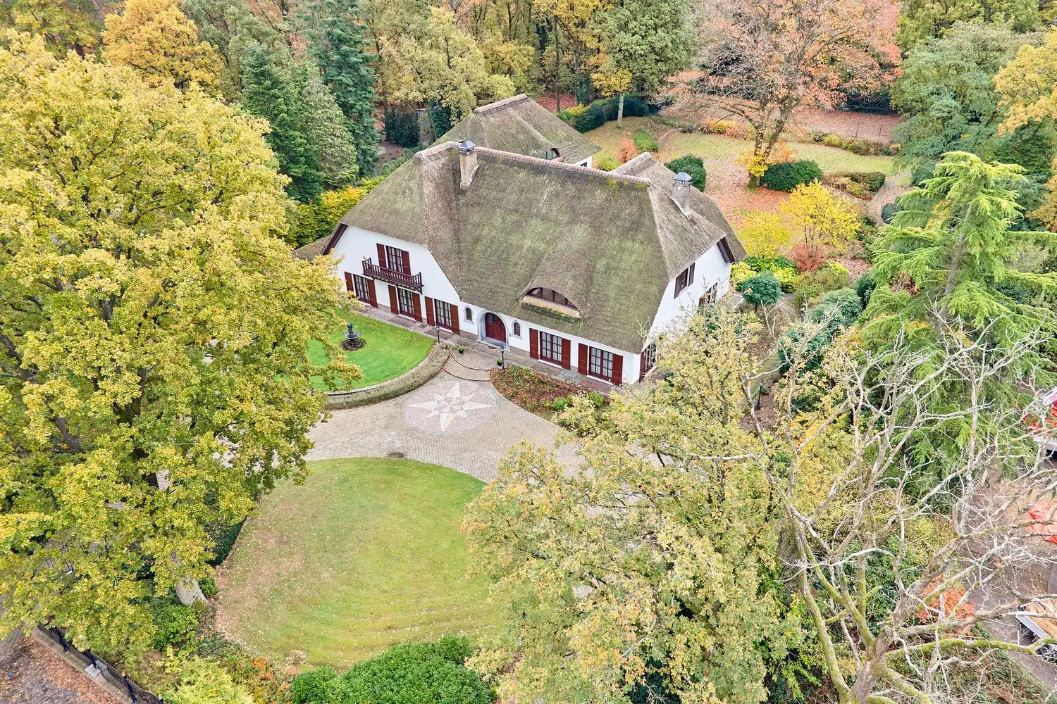 Exclusieve villa op toplocatie – een oase van rust en comfort nabij Maasmechelen en Genk foto 5