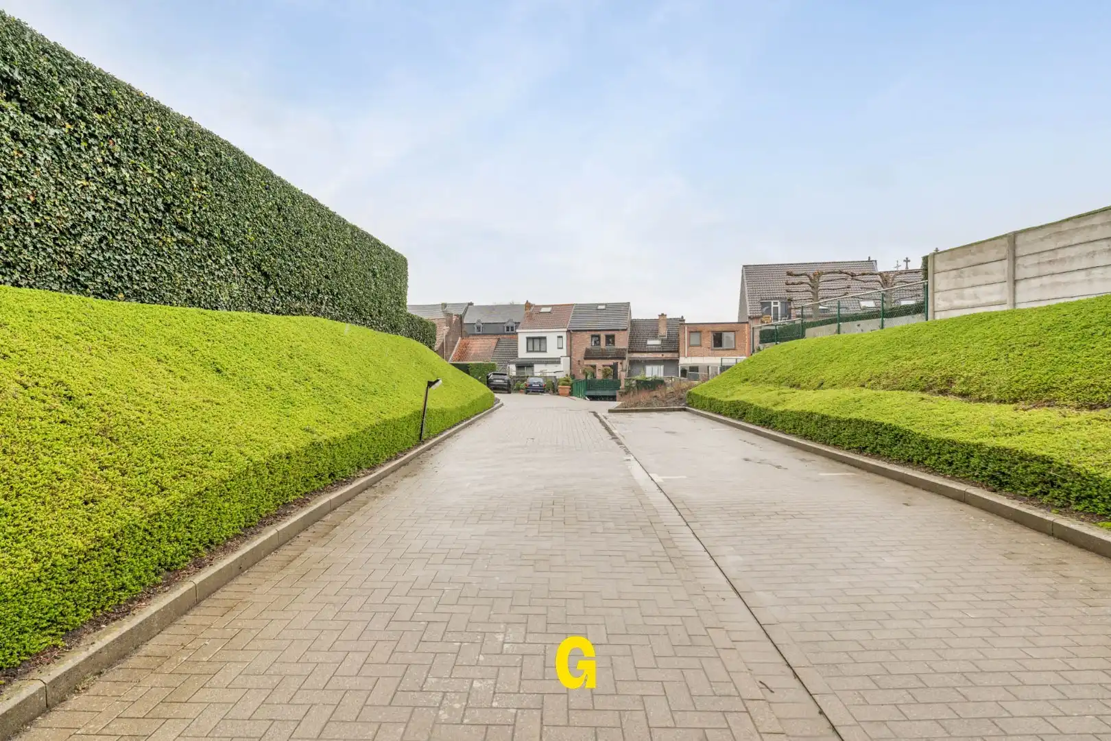 Netjes verzorgd en comfortabel ingericht gelijkvloers appartement met ruim terras, standplaats en kelderberging op wandelafstand van de markt foto 28