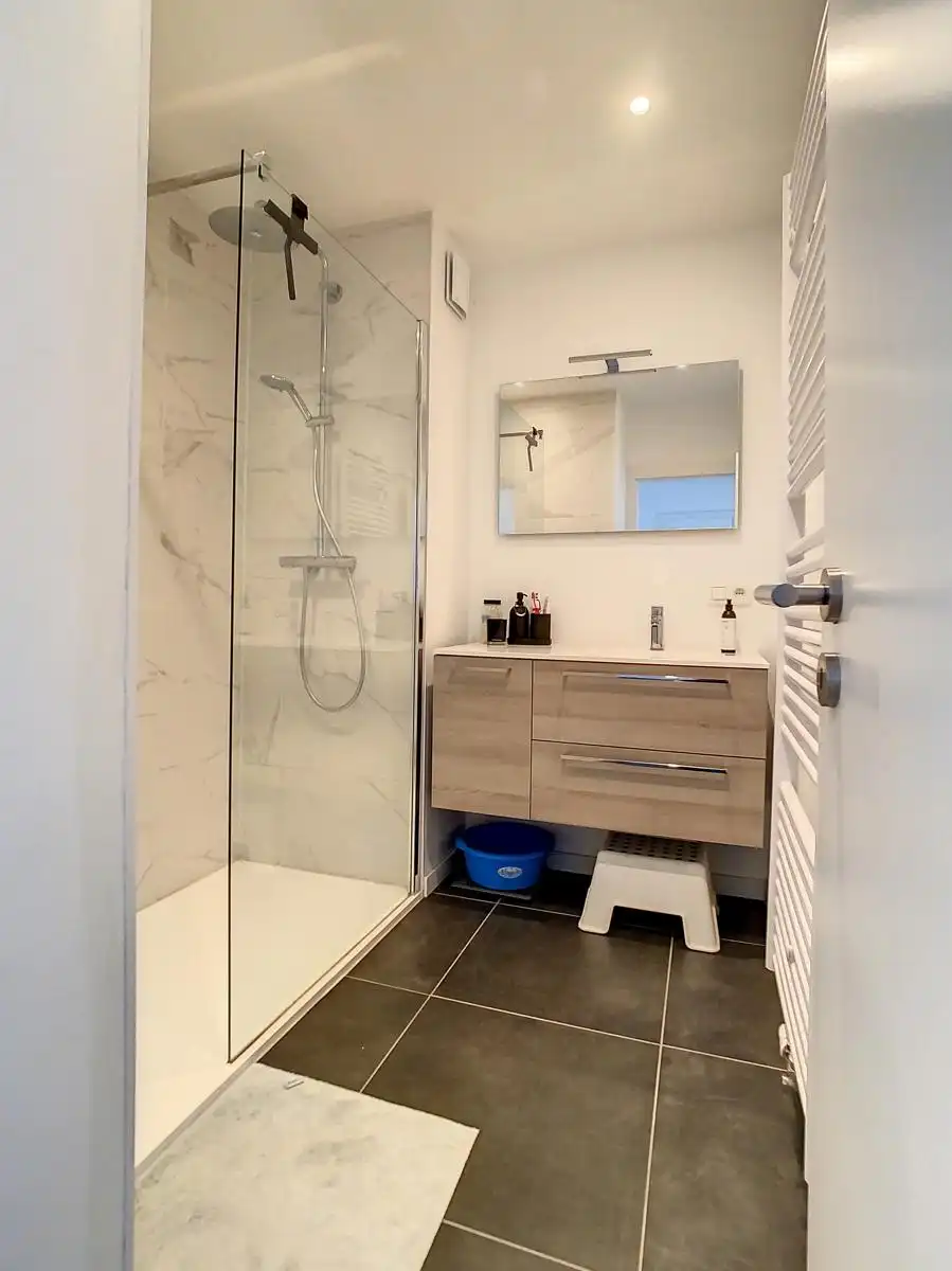 Prachtig vernieuwd appartement in rustige straat met ideale verbinding A12-E19 foto 11