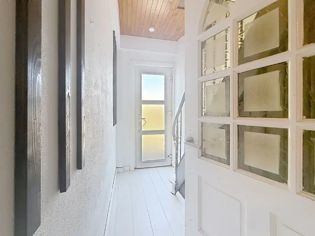 Rijwoning met 3 slaapkamers en uitweg foto 8