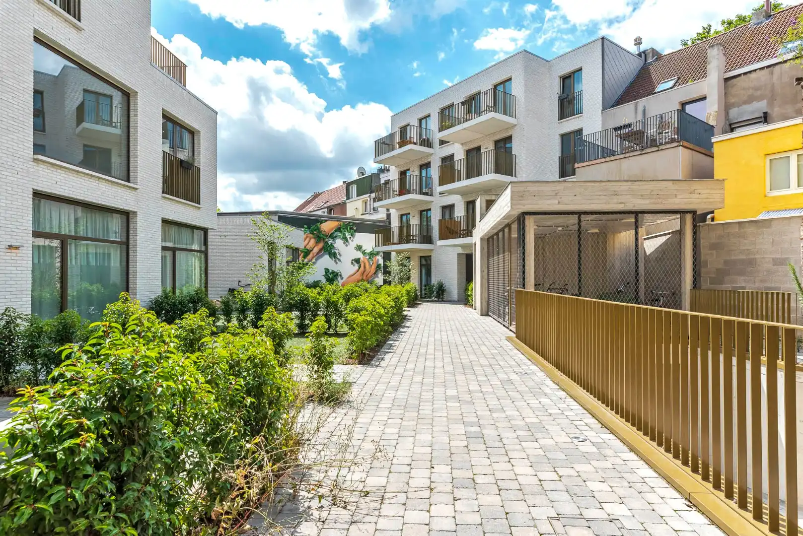 één slaapkamer appartement aan de Troonplaats! foto 9