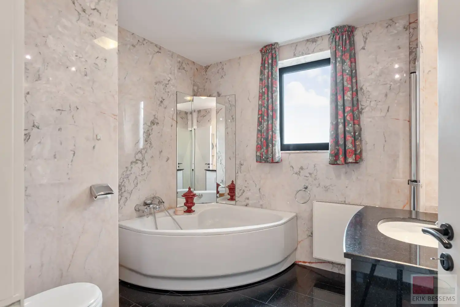 Ruime luxueuze villa met een bewoonbare opp van ca. 259m² en een perceel van 3900m². foto 21