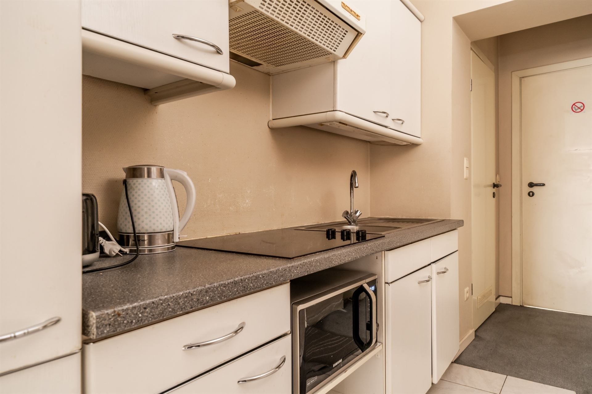 GEMENGD OPBRENGSTEIGENDOM MET HORECA - APPARTEMENTEN EN BUSINESSFLATS foto 38