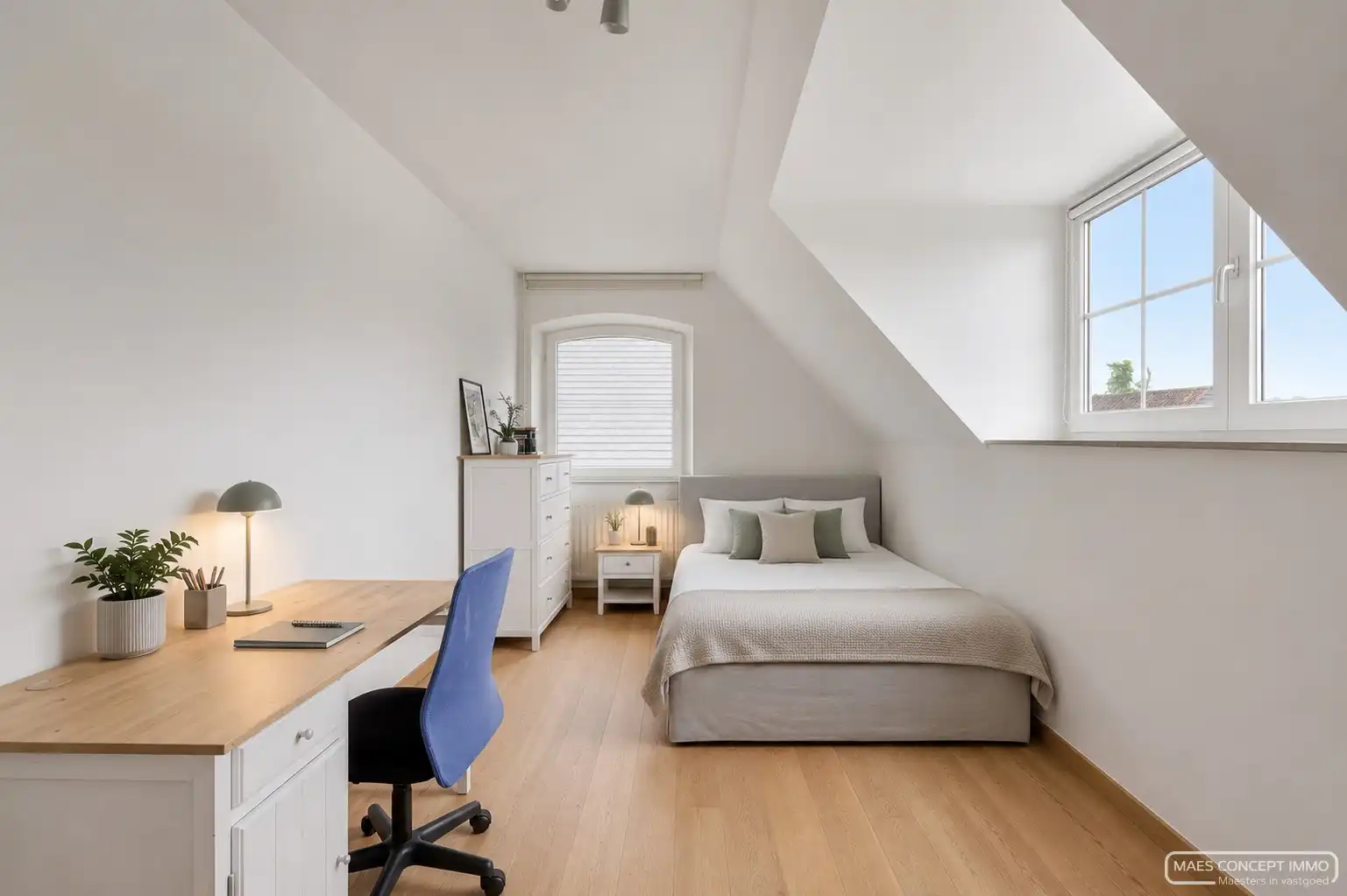 Uitzonderlijk gelegen villa met polyvalent bijgebouw op 3500 m², omringd door groen en landerijen foto 15