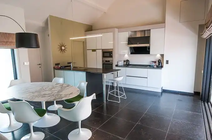 Exclusieve gemeubelde penthouse foto 4