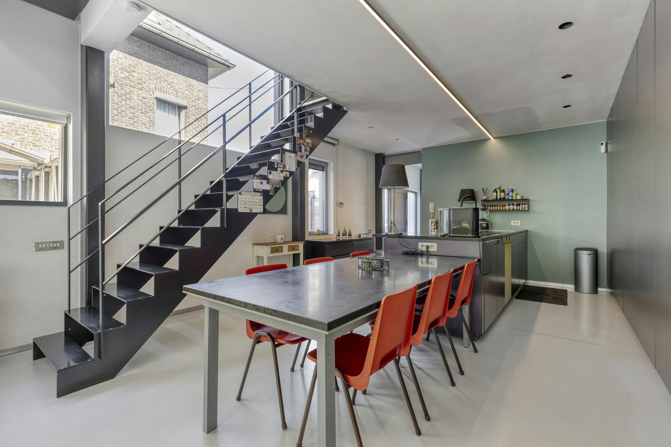 Unieke architecturale parel met moderne uitstraling foto 8