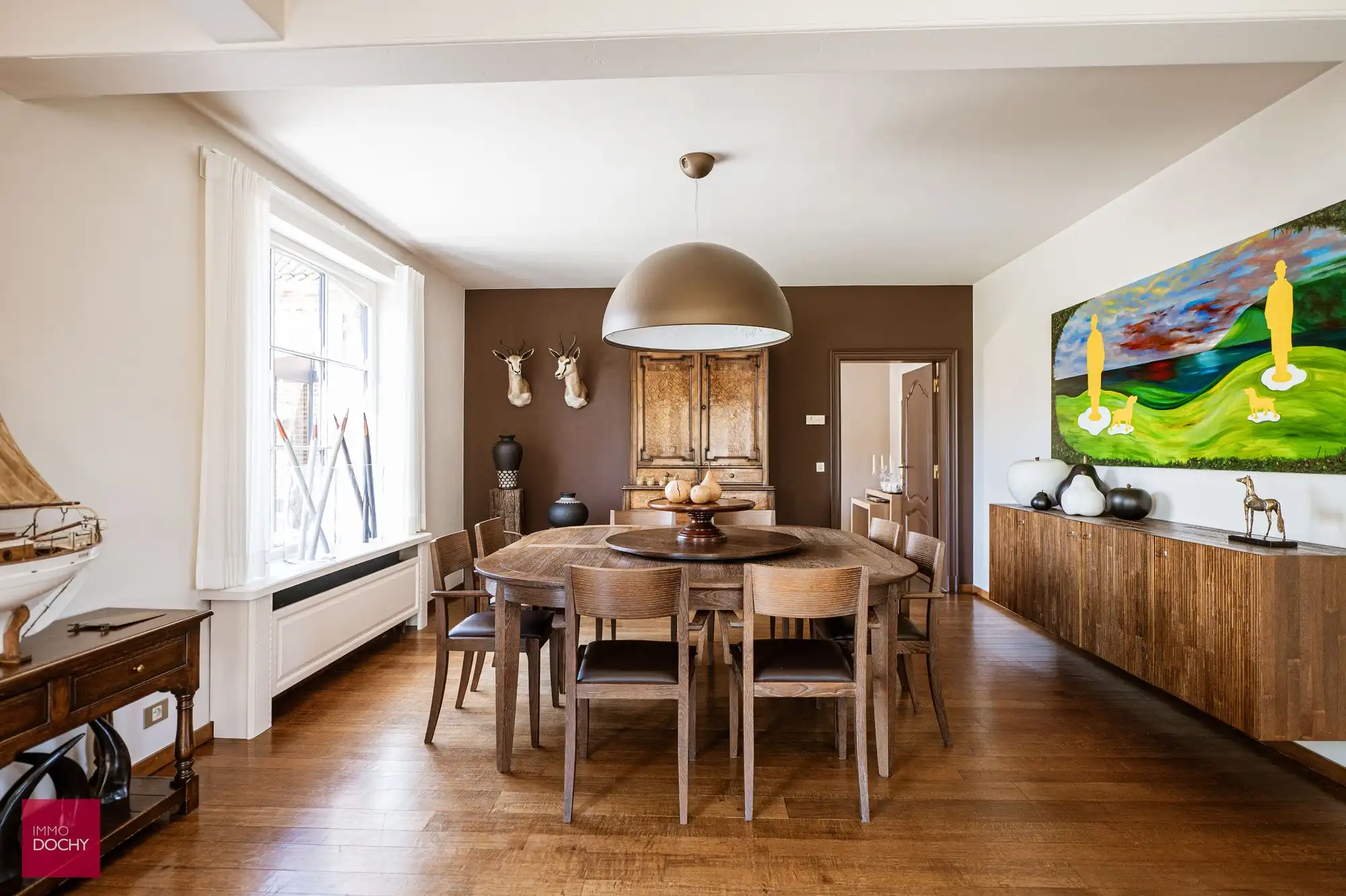 Instapklare ruime villa met grote garage en bijgebouw foto 10